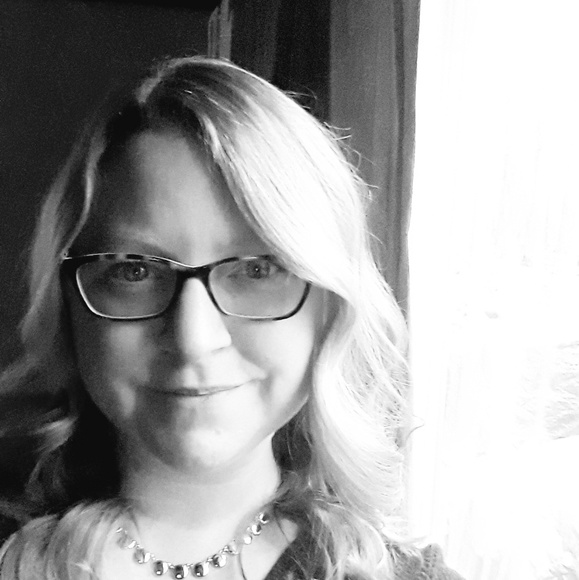 Meet your Posher, Shannon - Picture 1 of 1